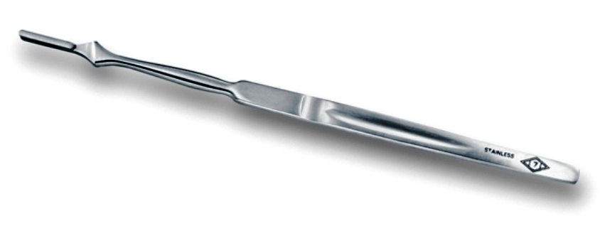 Surgical  instrument Scalpal/ knife/ BP handle No 7.